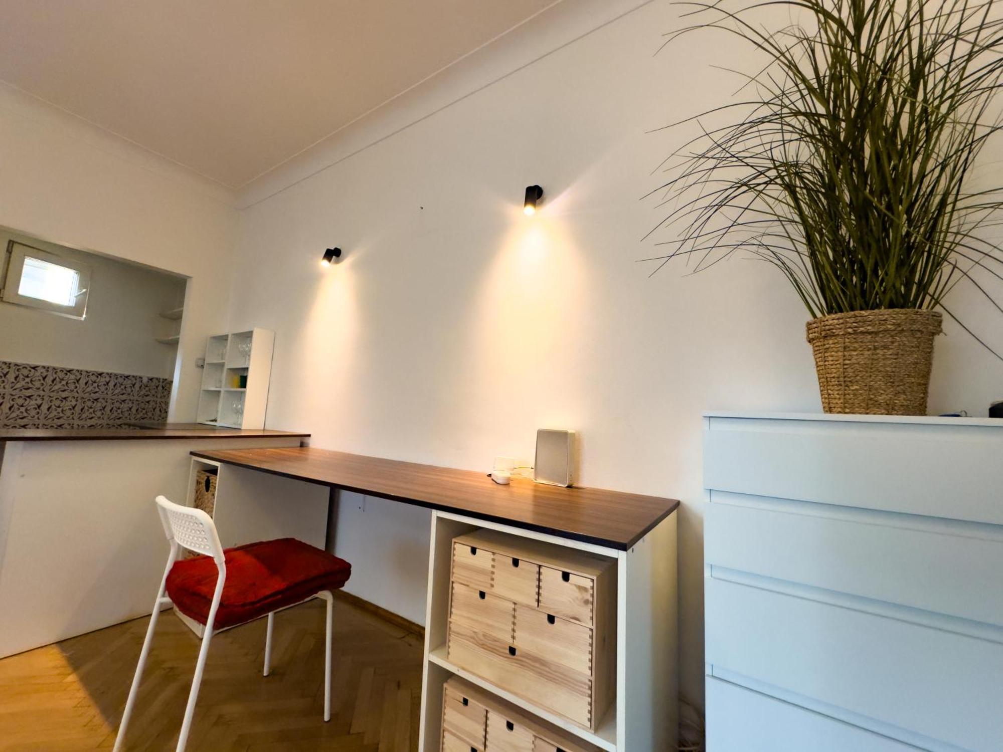 Central Retreat Apartments Букурещ Екстериор снимка